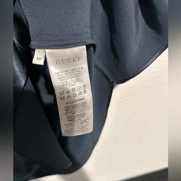 Men’s Gucci Short Set Authentic - Picture 5 of 10